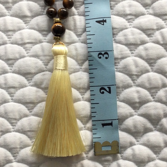 Beaded necklace with tassel - Picture 5 of 5